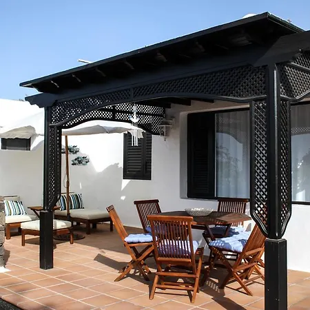 Holiday home Casa Rosas By Buenavilla Puerto del Carmen (Lanzarote)